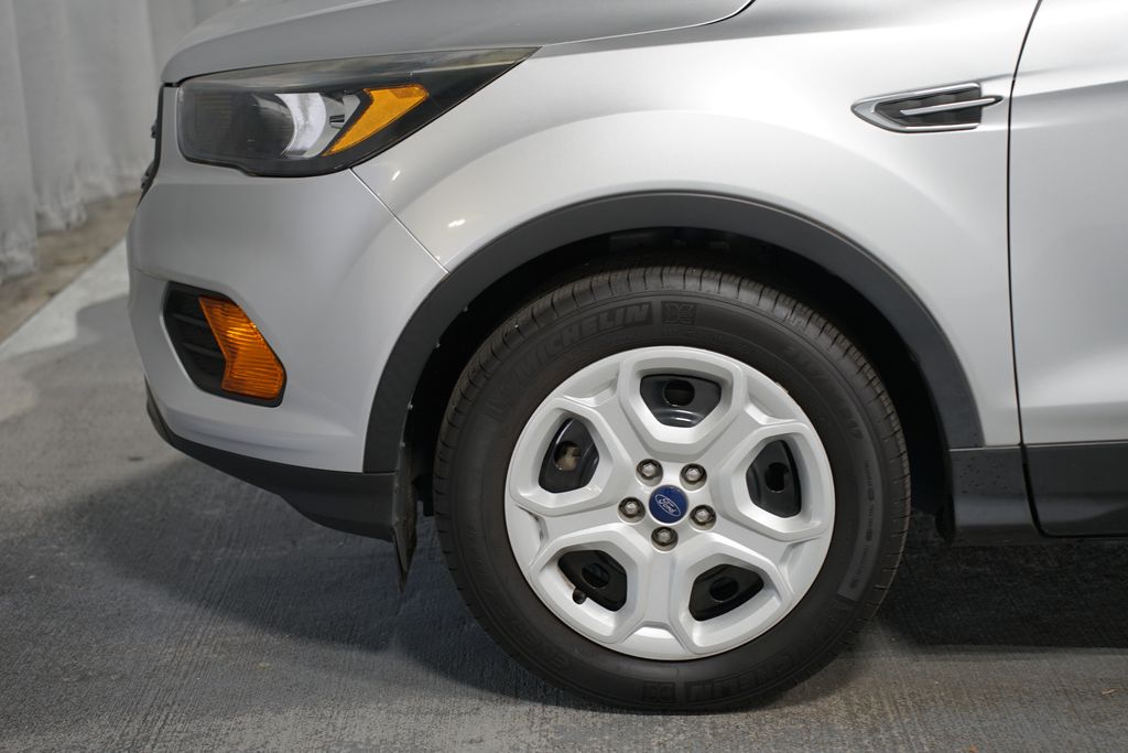 2018 Ford Escape S 5