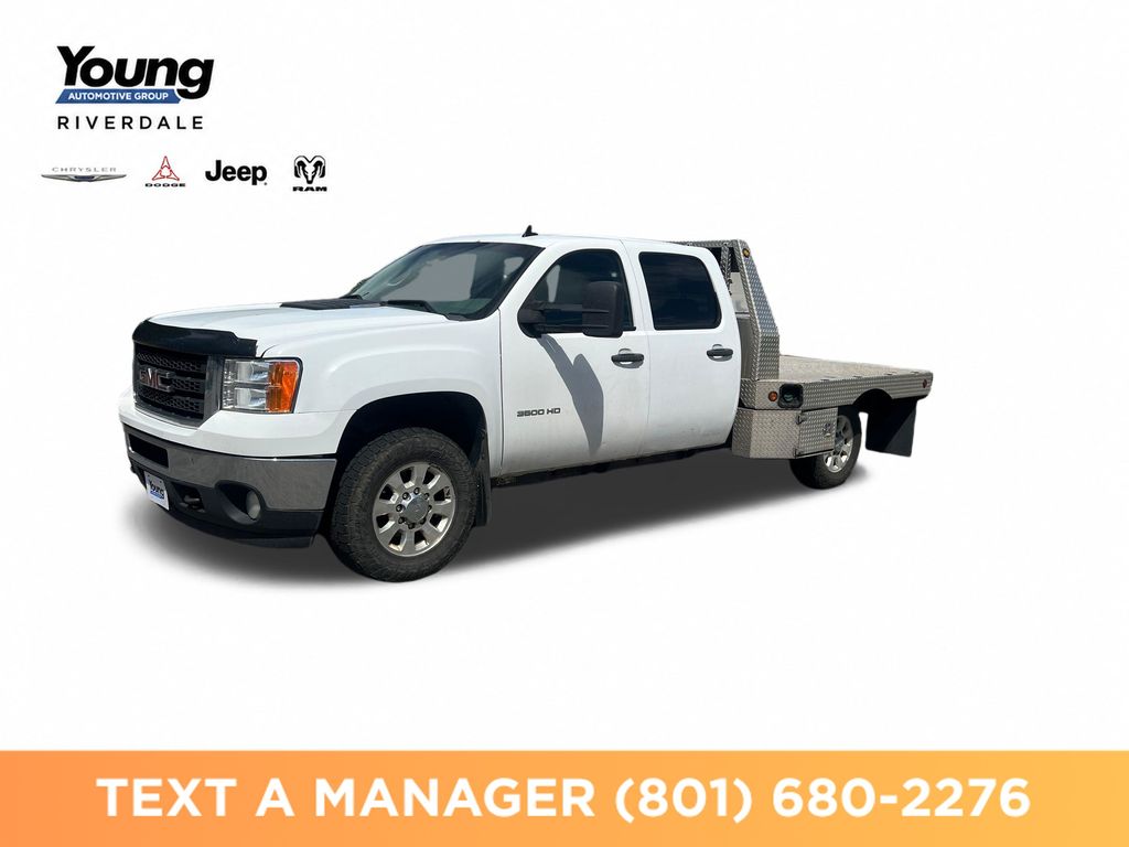 White 2013 GMC Sierra 3500HD Pickup Truck Four-Wheel Drive 6-Speed Automatic