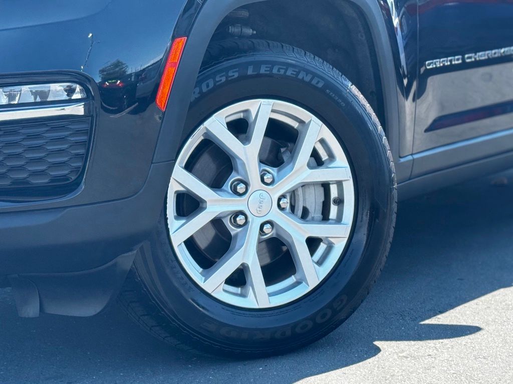 Used 2023 Jeep Grand Cherokee SUV