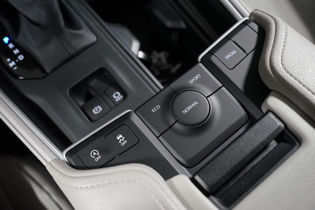 Thumbnail: 2026 Toyota Grand Highlander - 23