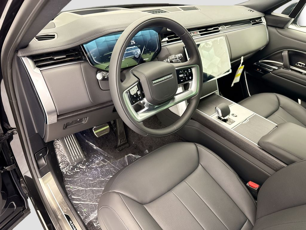 Thumbnail: 2026 Land Rover Range Rover - 9