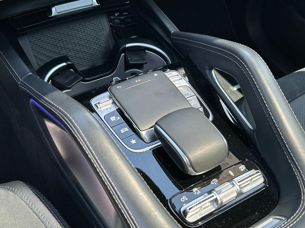 Thumbnail: 2021 Mercedes-Benz GLE - 11