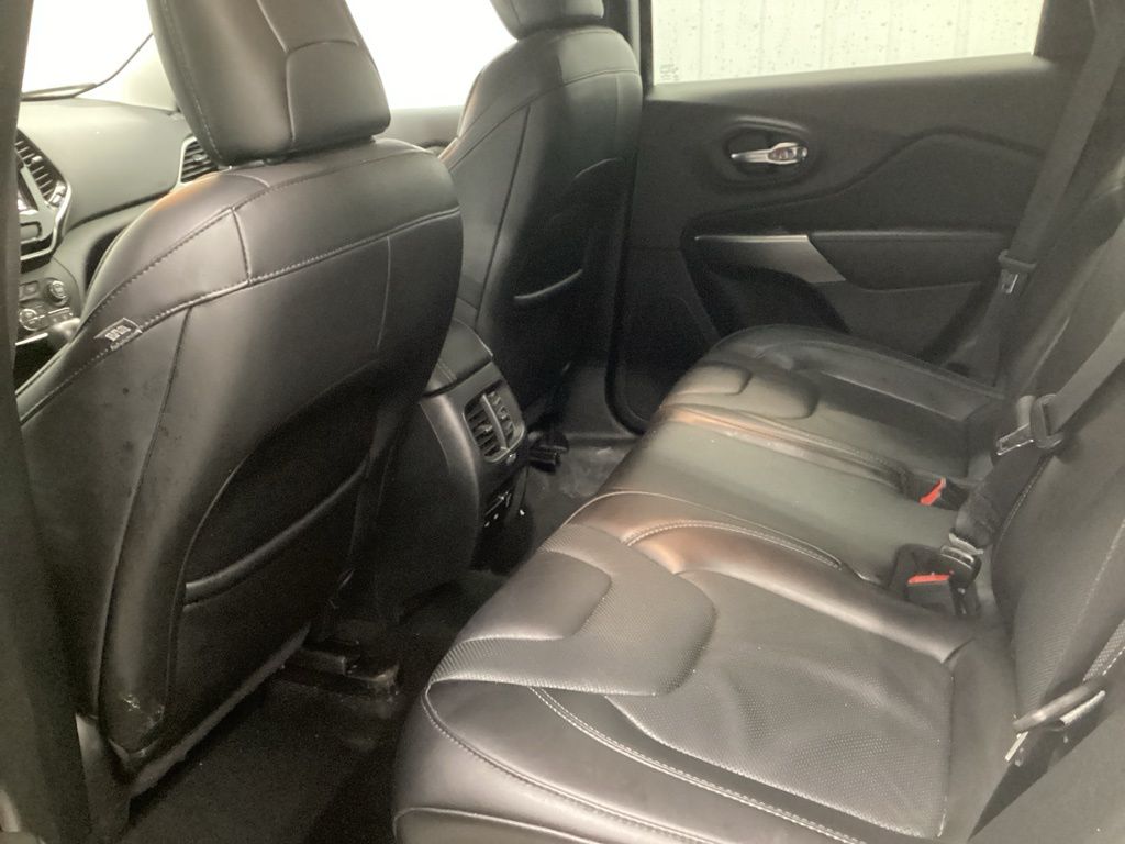 Used 2020 Jeep Cherokee SUV