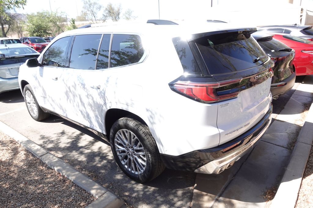 2026 GMC Acadia Denali AWD's photo
