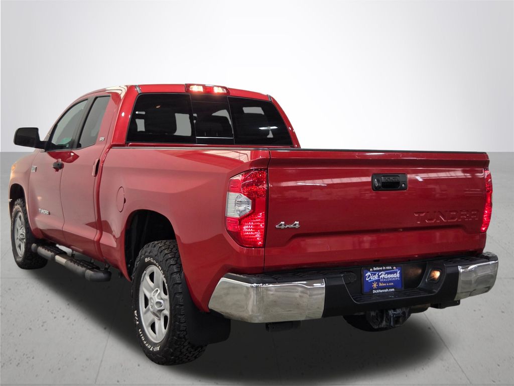 2015 Toyota Tundra SR5