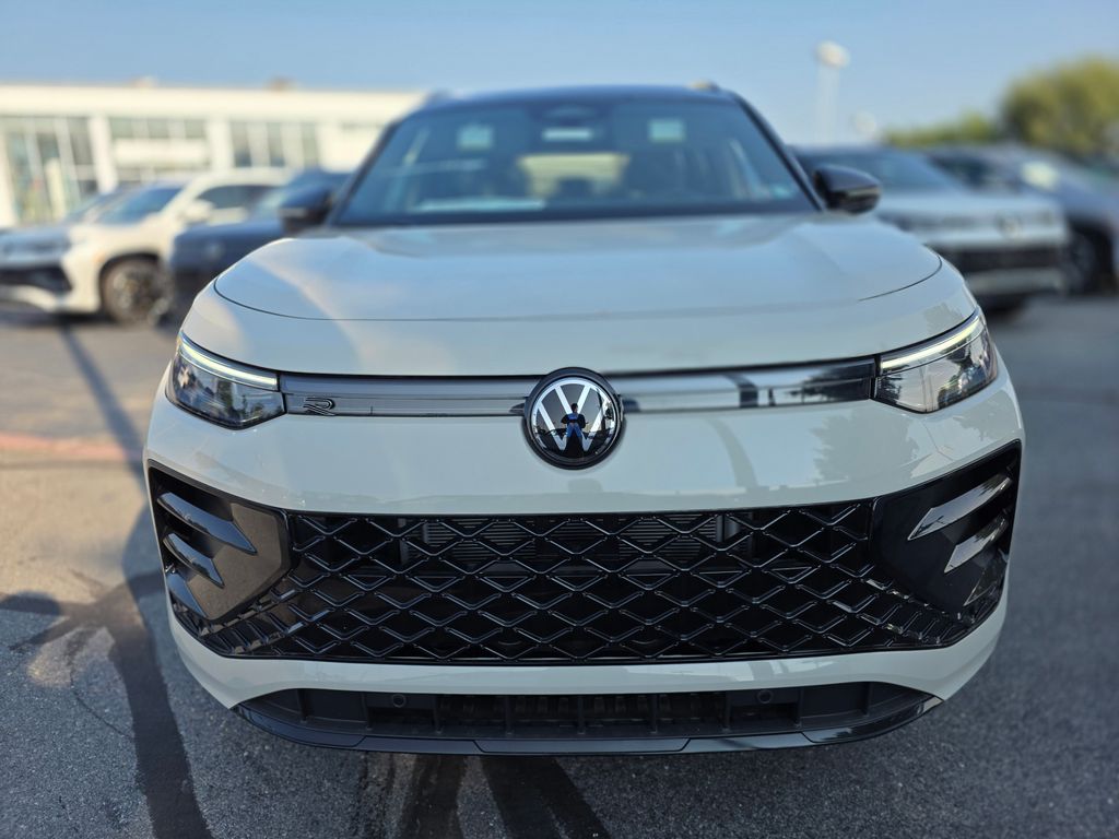 2026 Volkswagen Tiguan 2.0T SE - 4