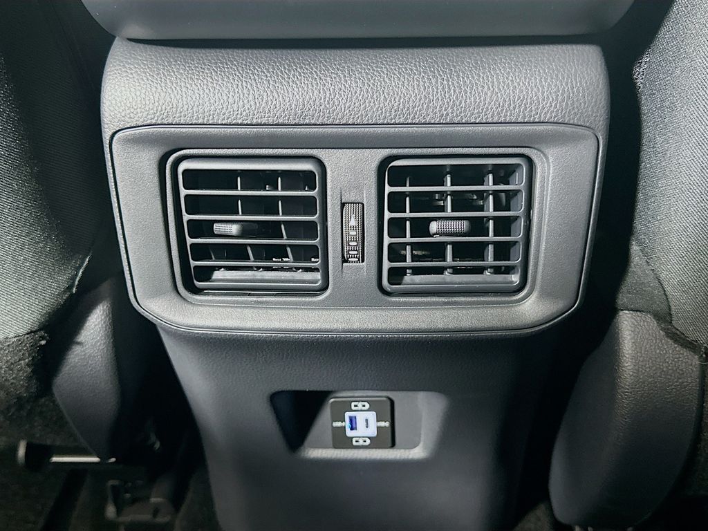 Thumbnail: 2025 Toyota RAV4 - 25