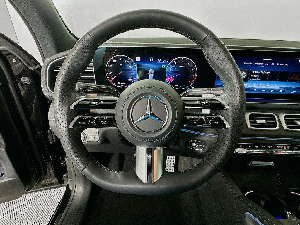 Thumbnail: 2025 Mercedes-Benz GLS - 11