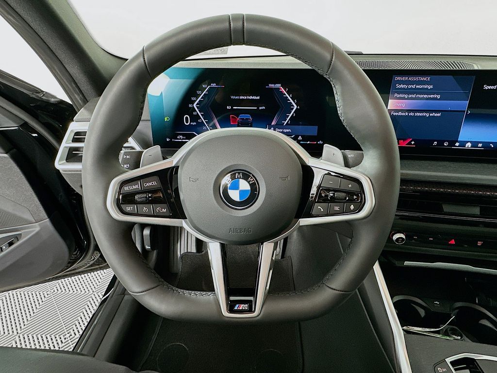 Thumbnail: 2026 BMW 3 Series - 10