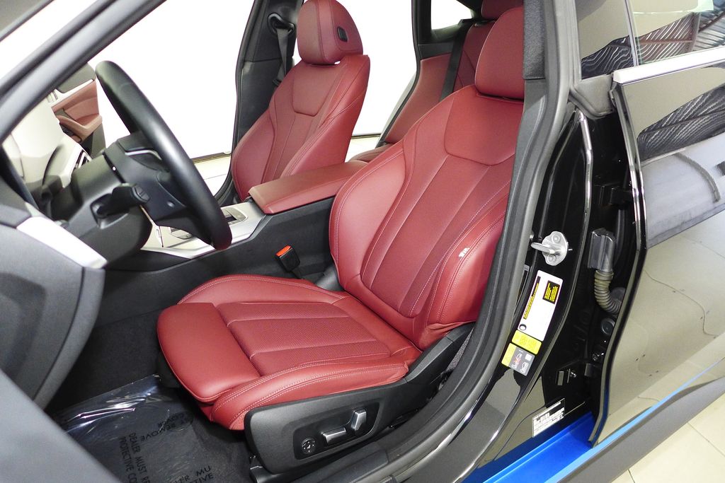 Thumbnail: 2023 BMW i4 - 22