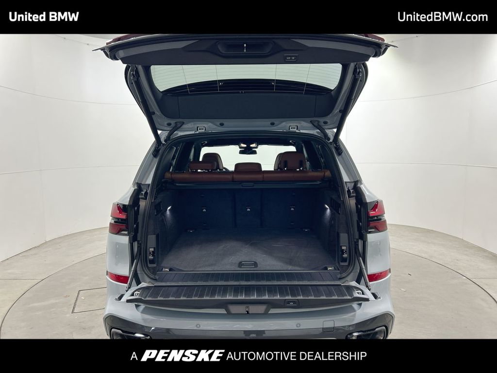 Thumbnail: 2026 BMW X5 - 22