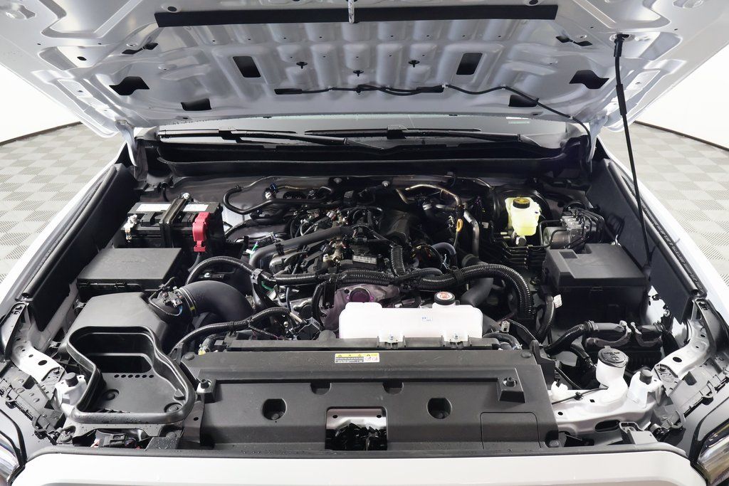2025 Toyota Tacoma TRD Sport 9