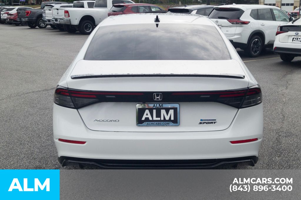 Used 2025 White Honda Sport-L image 6