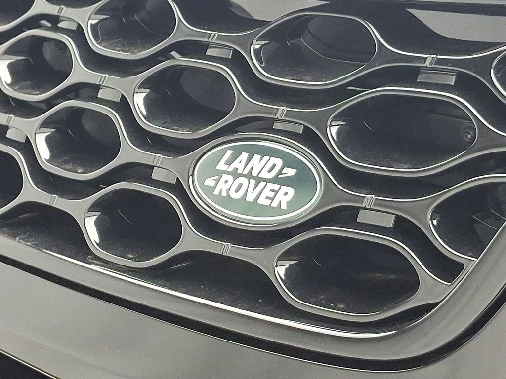 Thumbnail: 2025 Land Rover Discovery Sport - 20
