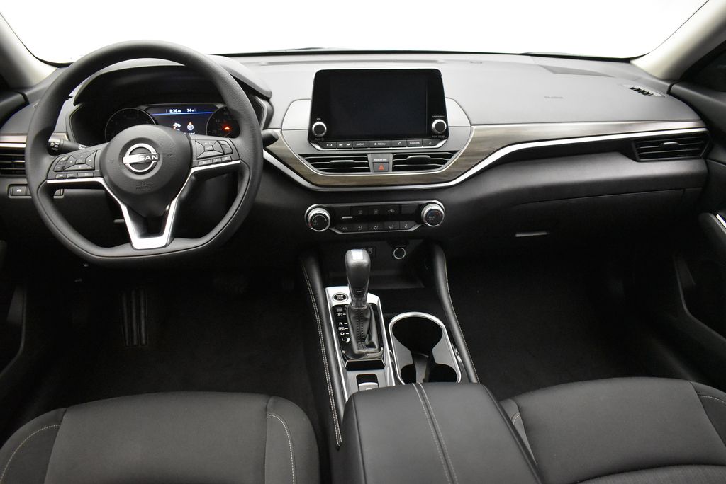 Thumbnail: 2023 Nissan Altima - 28