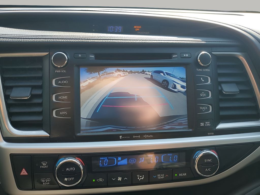 Used Car 2016 Toyota Highlander  Xle V6 For Sale In Austin, Texas