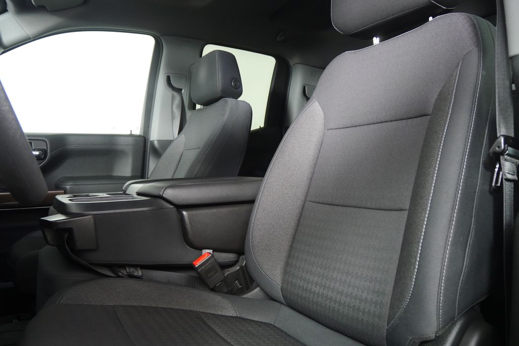 Thumbnail: 2020 Chevrolet Silverado 1500 - 11