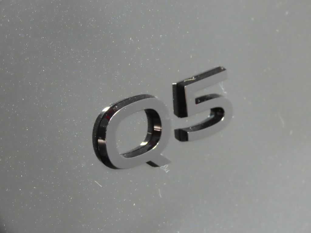 Thumbnail: 2025 Audi Q5 - 9