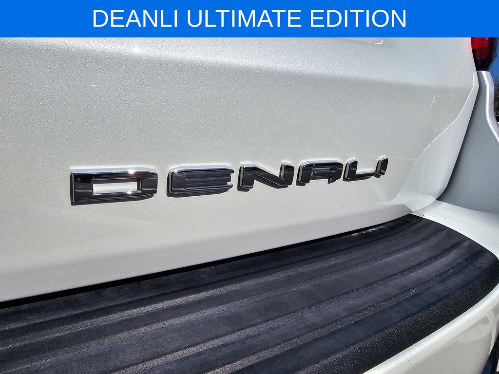 2023 GMC Yukon Denali Ultimate 39