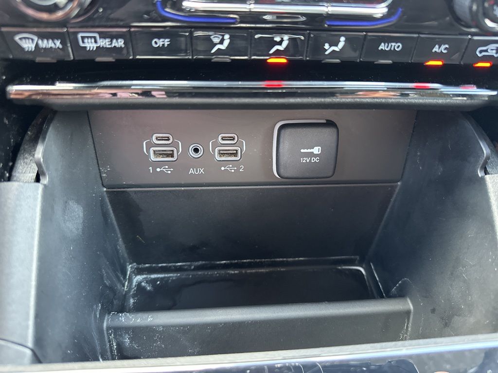 2023 Bright White Clearcoat Jeep Grand Cherokee Limited 4X4 SUV