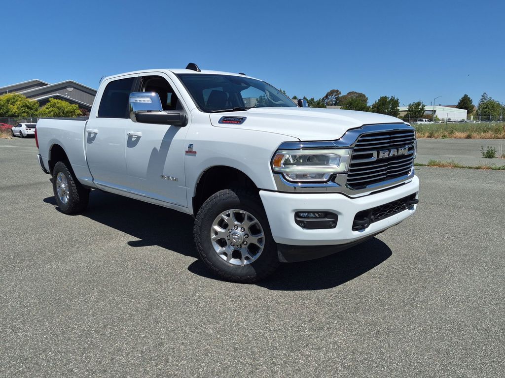 2024 RAM 2500 Laramie Crew Cab 4WD