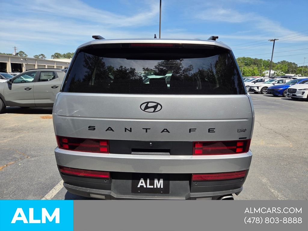 Used 2025 Silver Hyundai XRT image 9
