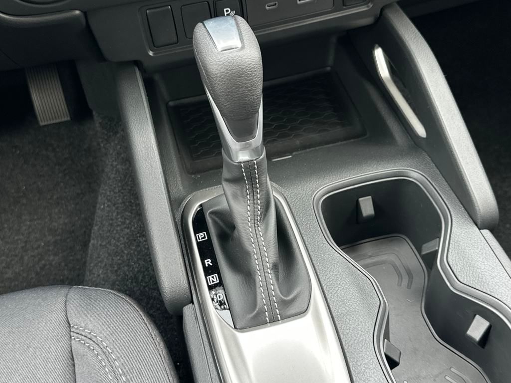 2025 Nissan Frontier SV photo