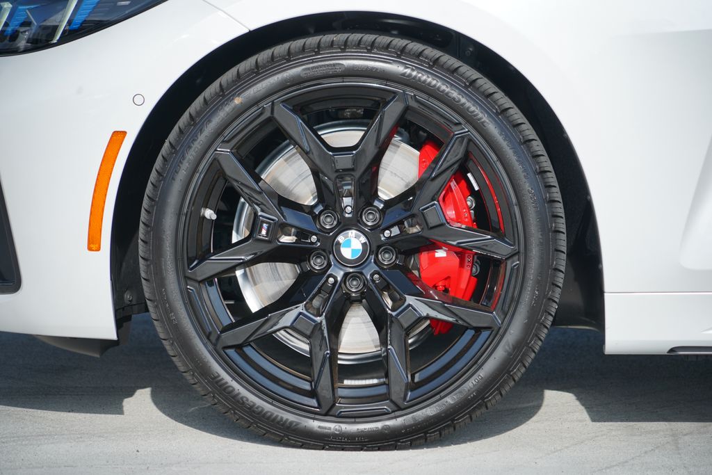 Thumbnail: 2027 BMW 4 Series - 5