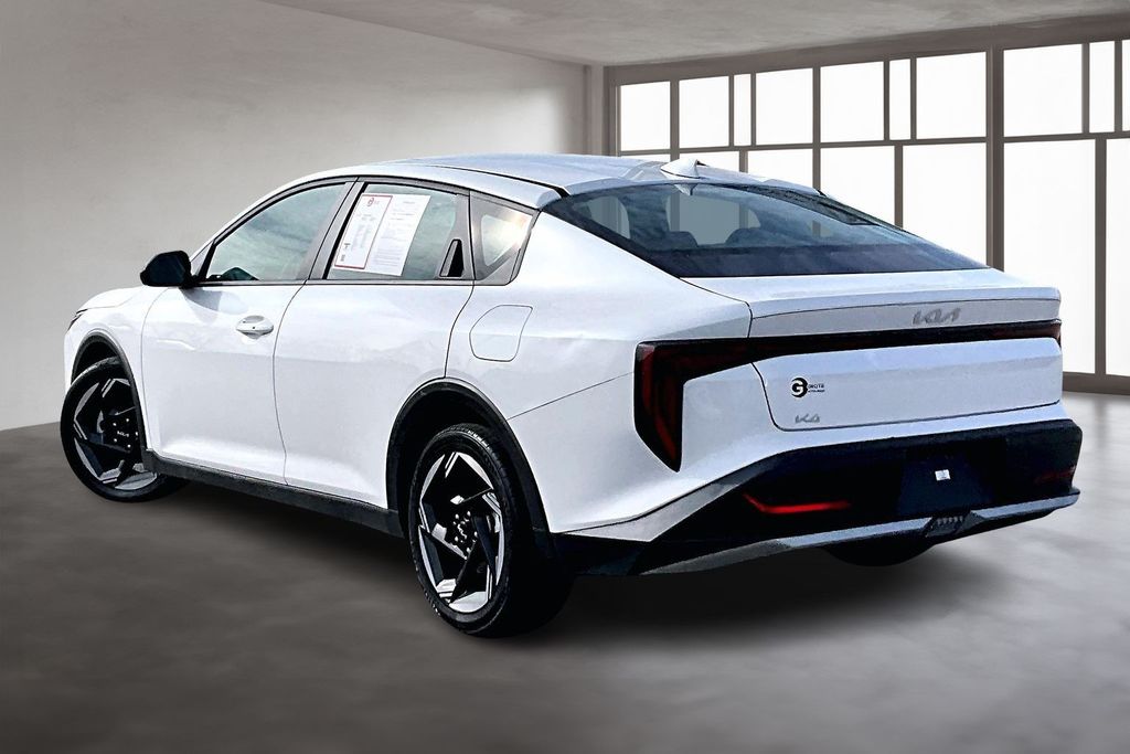 Used 2025 White Kia EX image 14