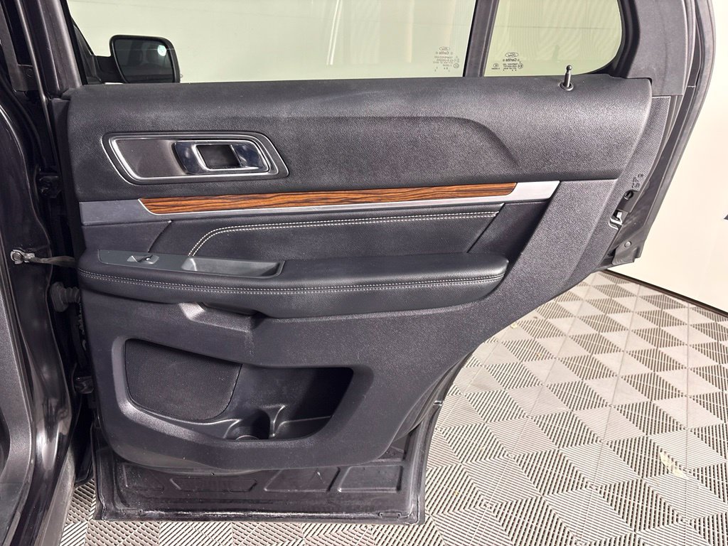 2019 Ford Explorer #45