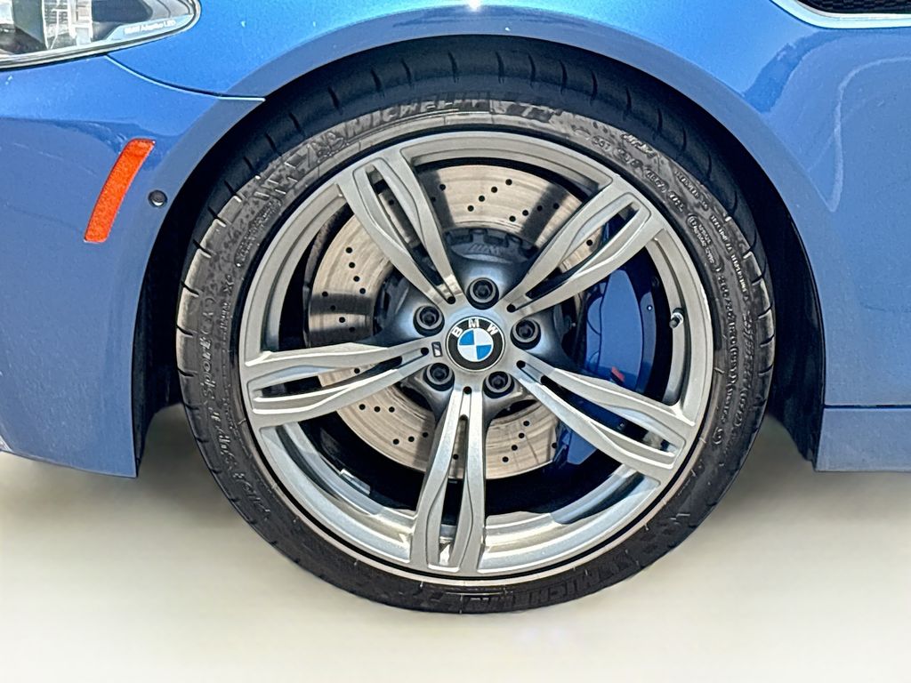 Thumbnail: 2016 BMW M5 - 30