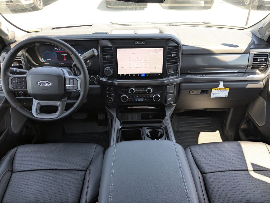 2026 Ford Super Duty F-350 SRW LARIAT