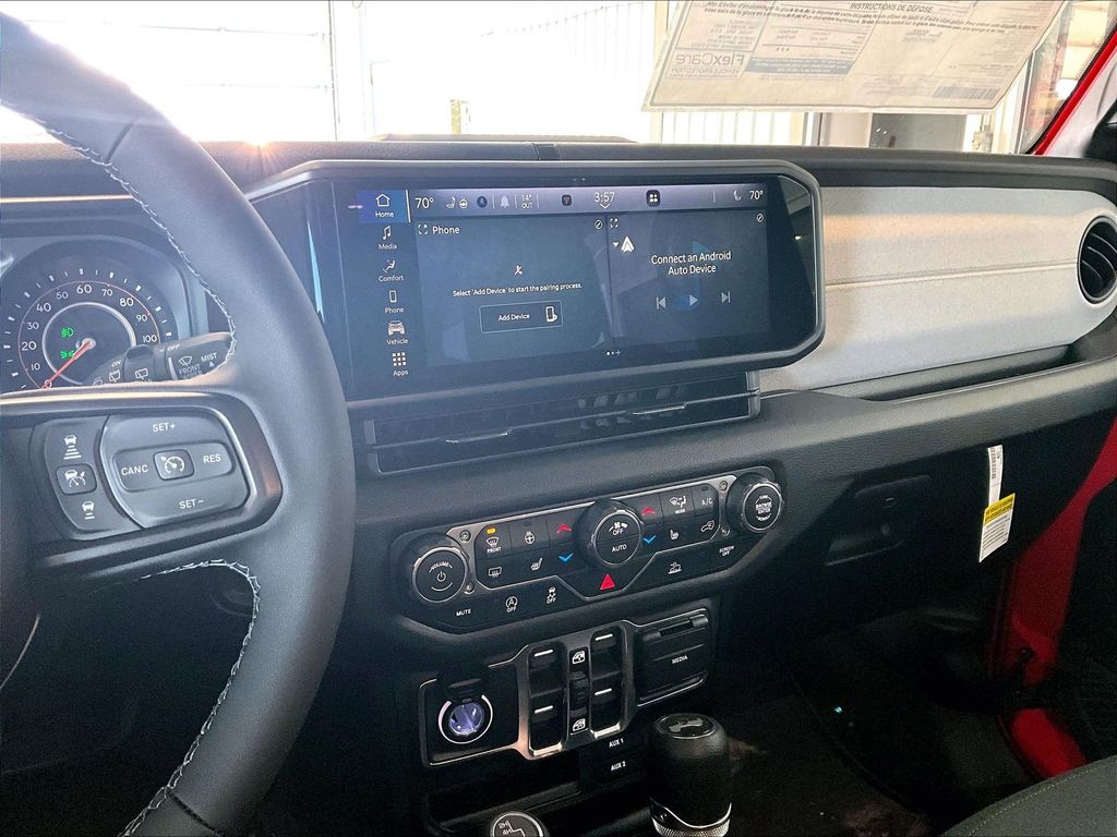 2026 Jeep Wrangler — photo 13