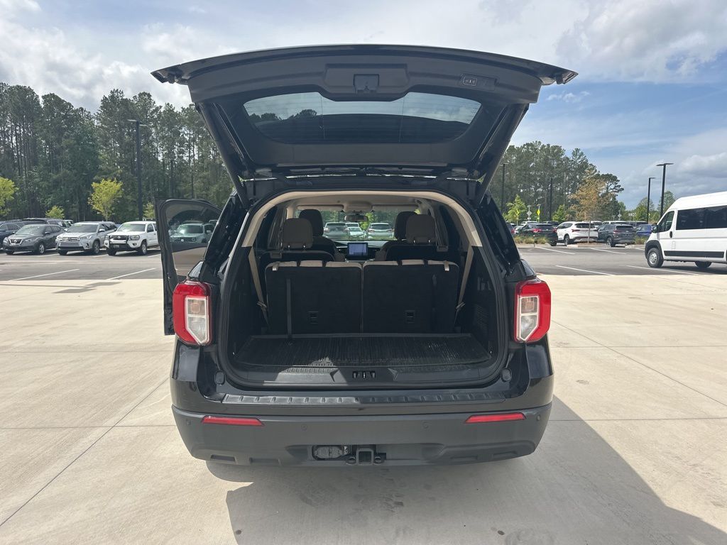 2020 Agate Black Metallic Ford Explorer XLT RWD SUV
