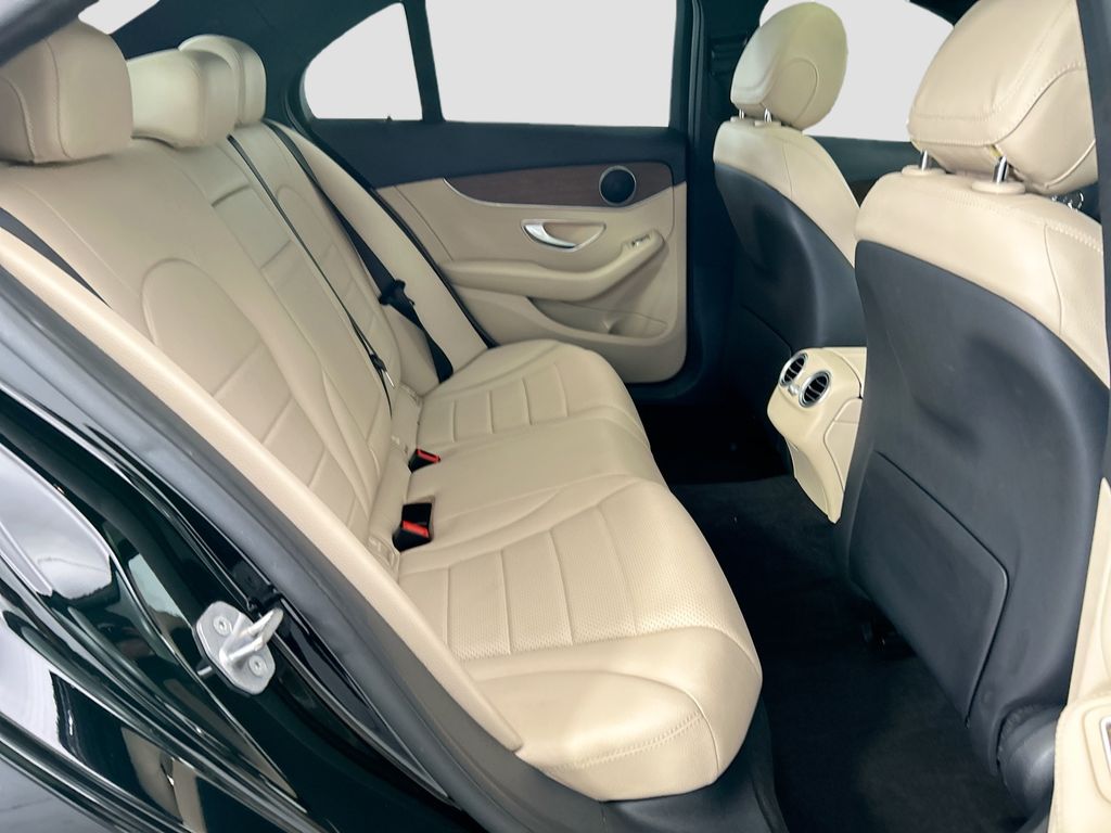 Thumbnail: 2021 Mercedes-Benz C-Class - 20