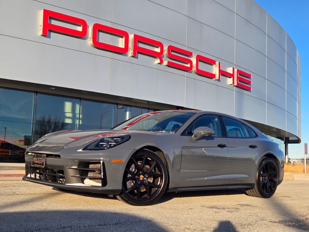 2025 Porsche Panamera 4 AWD
