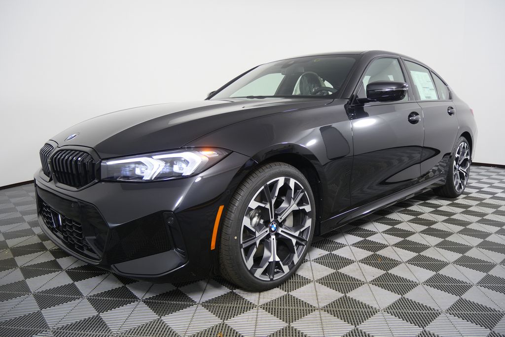 Thumbnail: 2026 BMW 3 Series - 7