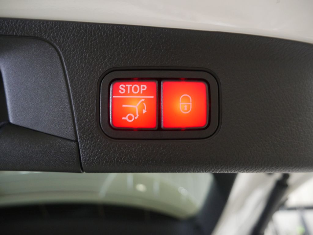 Thumbnail: 2026 Mercedes-Benz GLA - 27