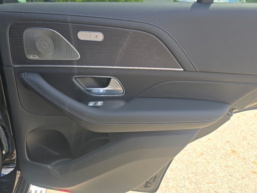 New 2026 Black Mercedes-Benz GLE 53 AMG® image 23
