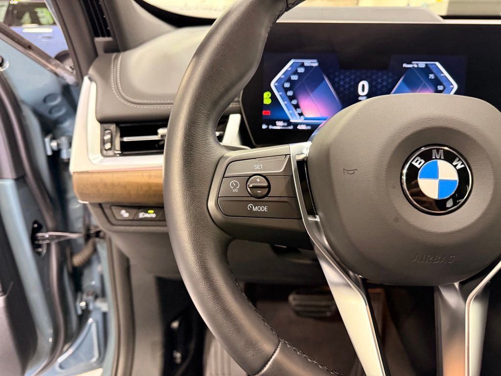 Thumbnail: 2026 BMW X1 - 15