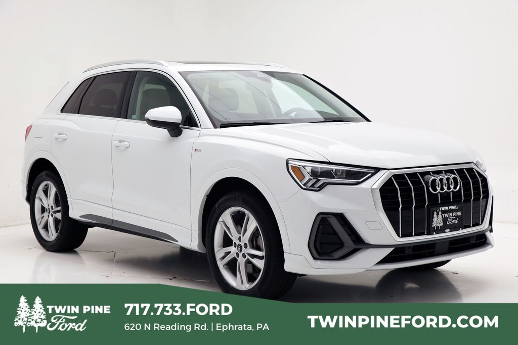 2022 Audi Q3 quattro Premium Plus S Line 45 TFSI