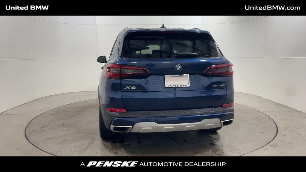 2022 BMW X5 xDrive40i 7