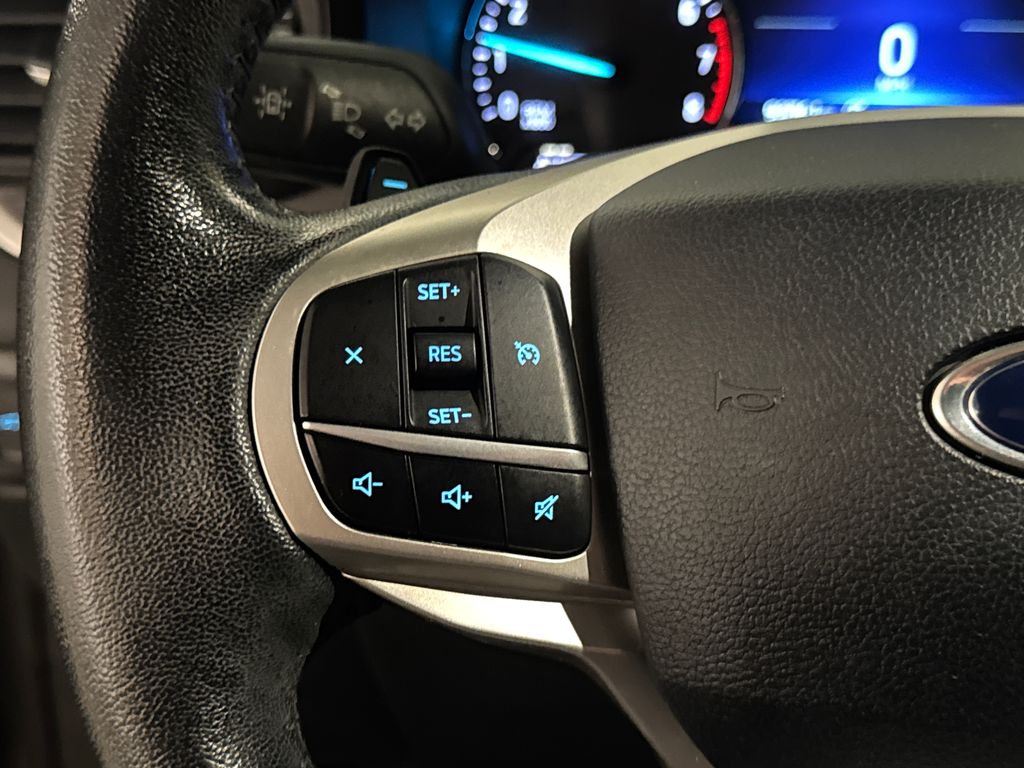 Certified Used 2020 Gray Ford XLT image 19