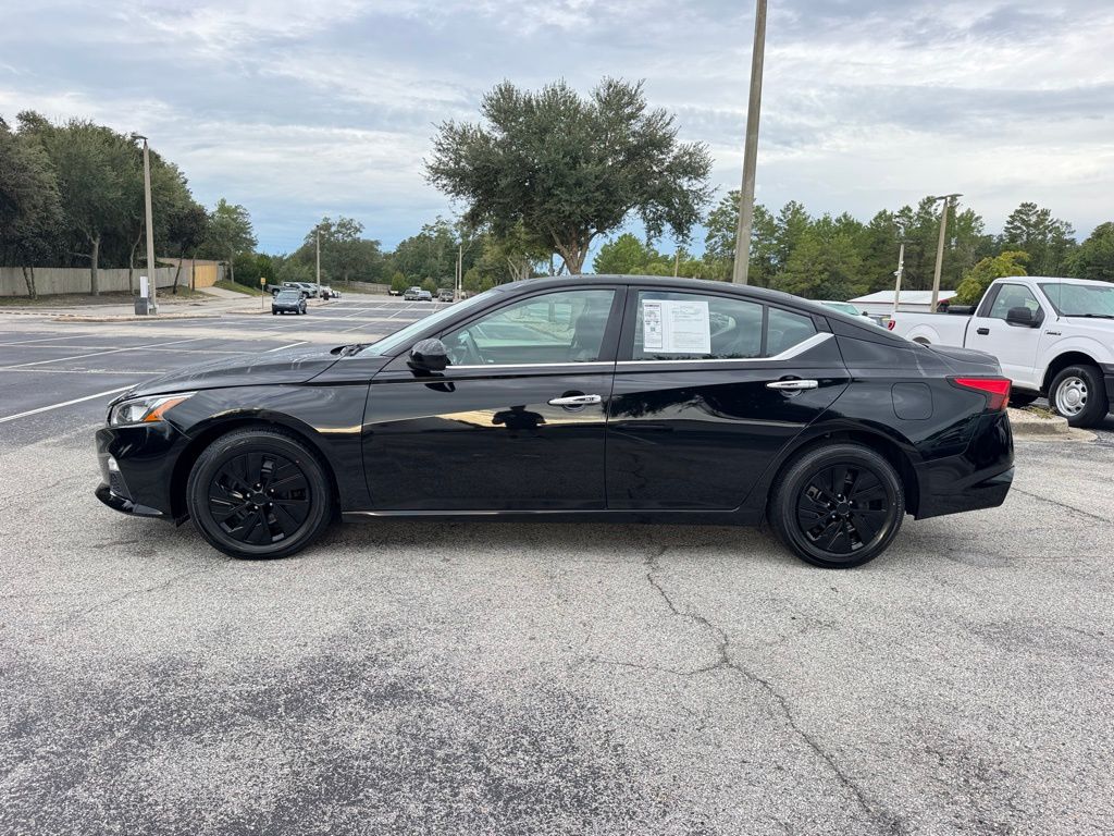 2021 Nissan Altima 2.5 S photo 3