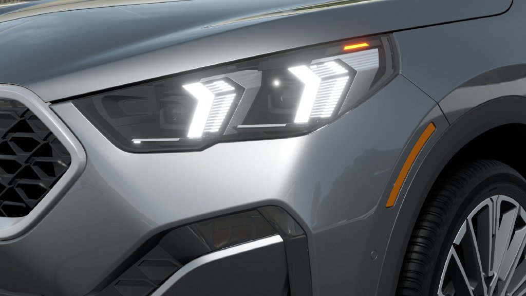 Thumbnail: 2027 BMW X2 - 24