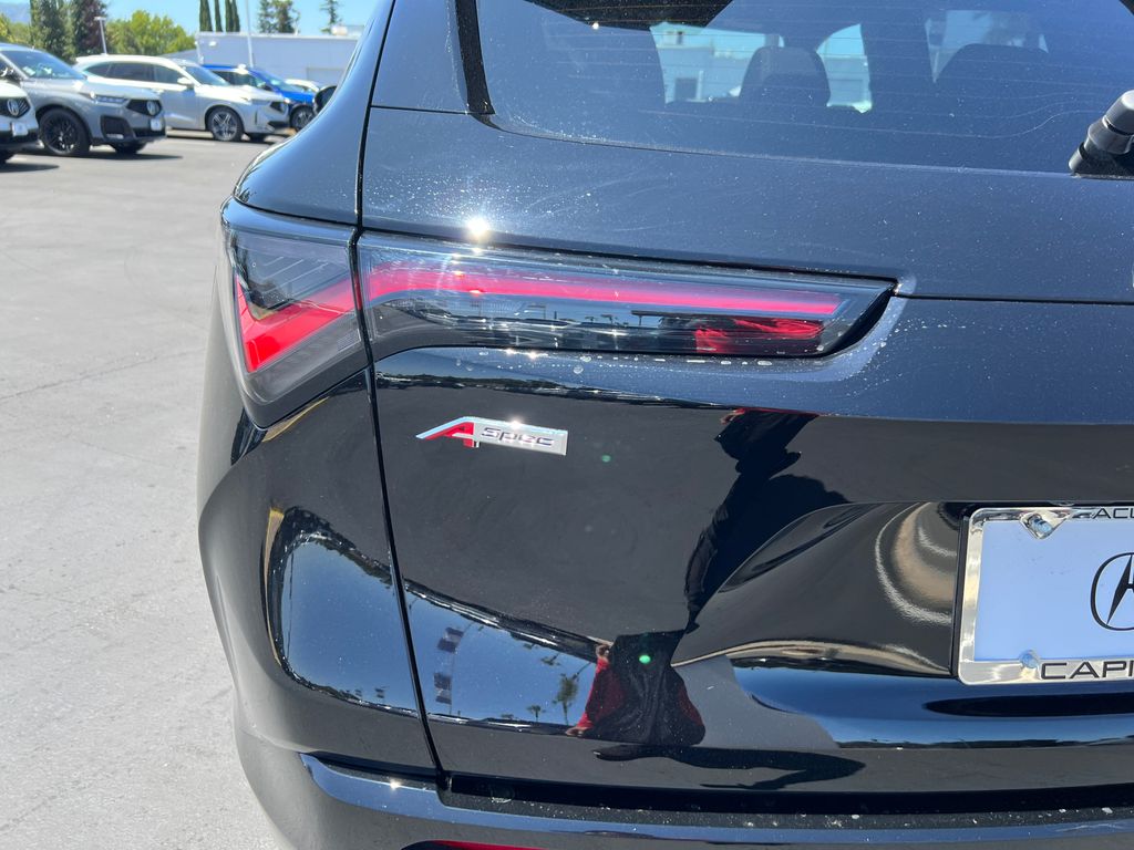 Thumbnail: 2025 Acura ADX - 10