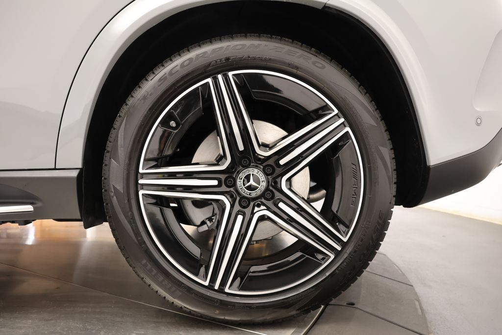 Thumbnail: 2026 Mercedes-Benz GLE - 12