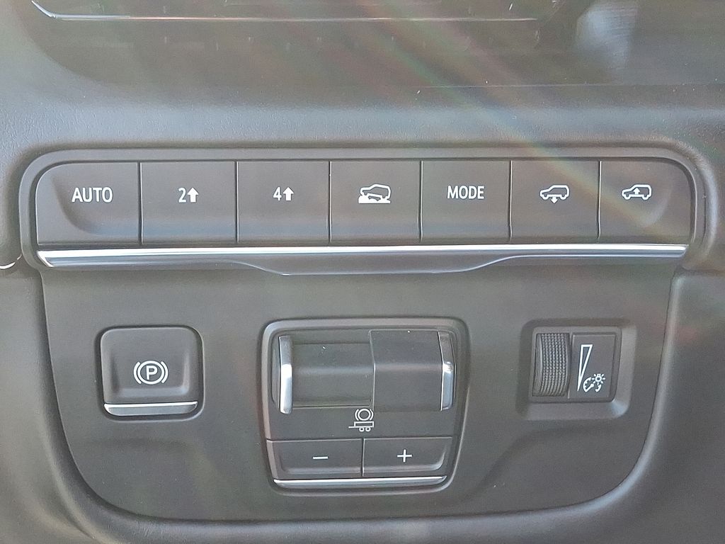 Thumbnail: 2024 Cadillac Escalade - 26