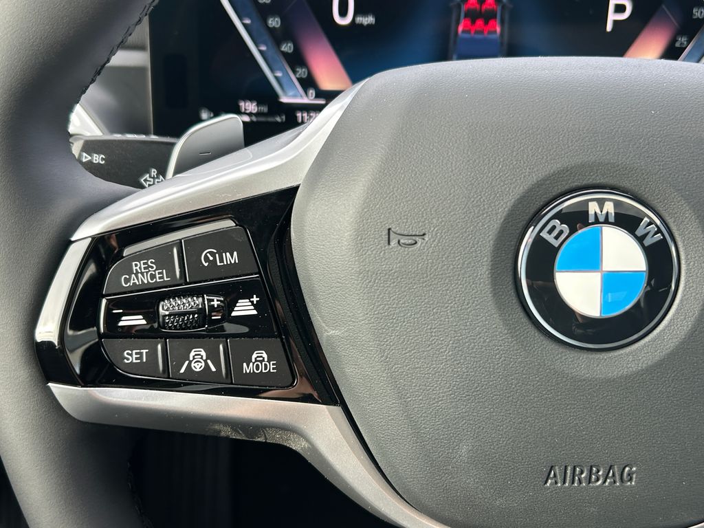 Thumbnail: 2026 BMW 3 Series - 19