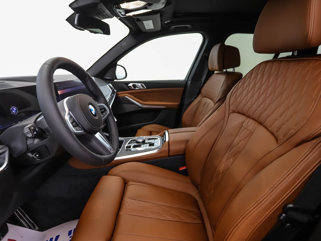 Thumbnail: 2026 BMW X5 - 12